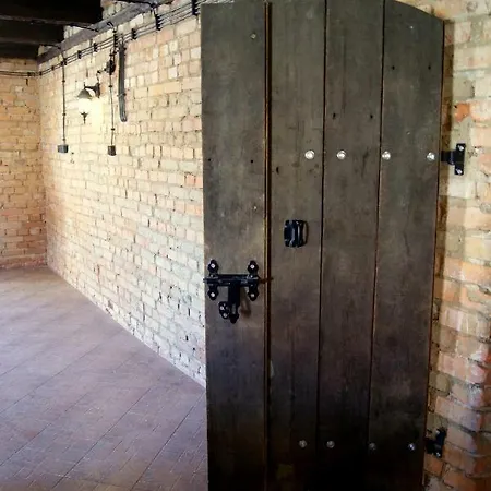 Lantgård Agroturystyka Stajnia Rusinowo