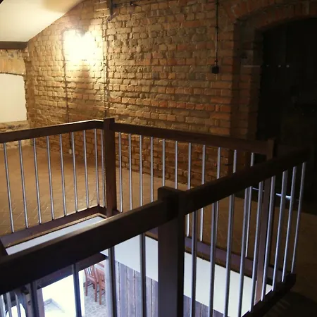 Agroturystyka Stajnia Rusinowo Lantgård